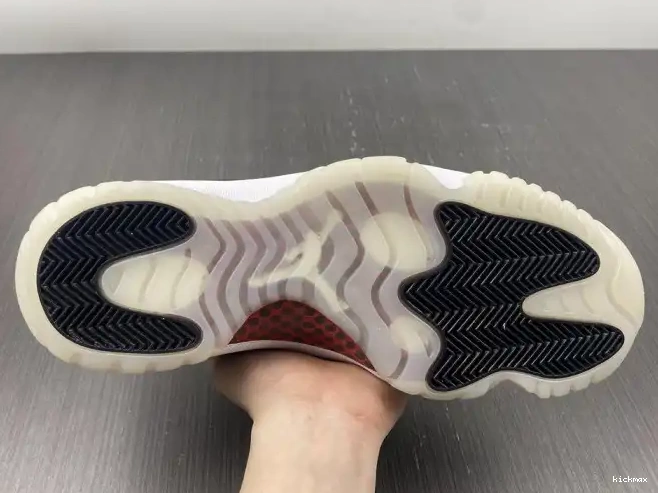 Cheap Retro 72-10 Jordan 11 Air Low AV2187-001 0614